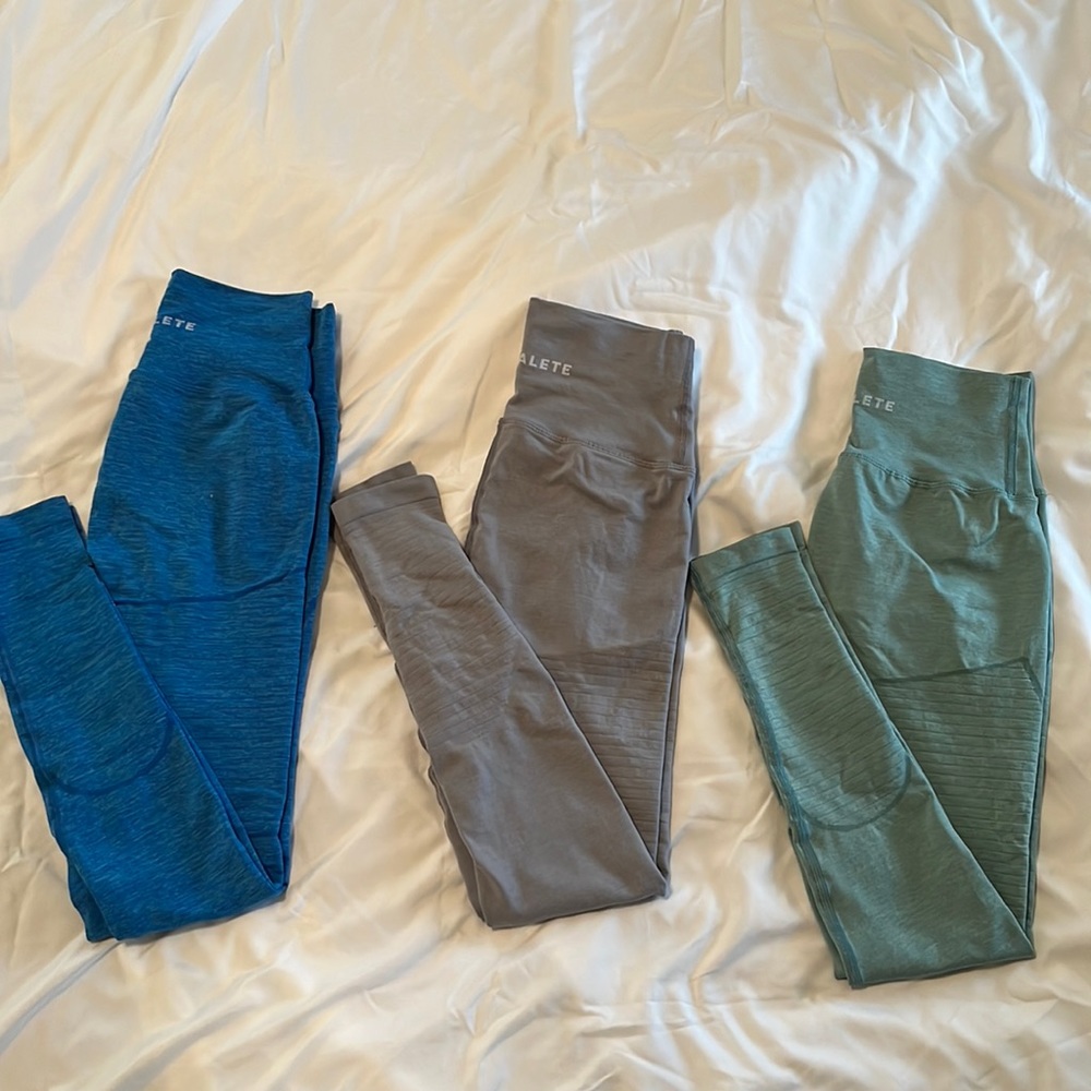 Alphalete revival leggings